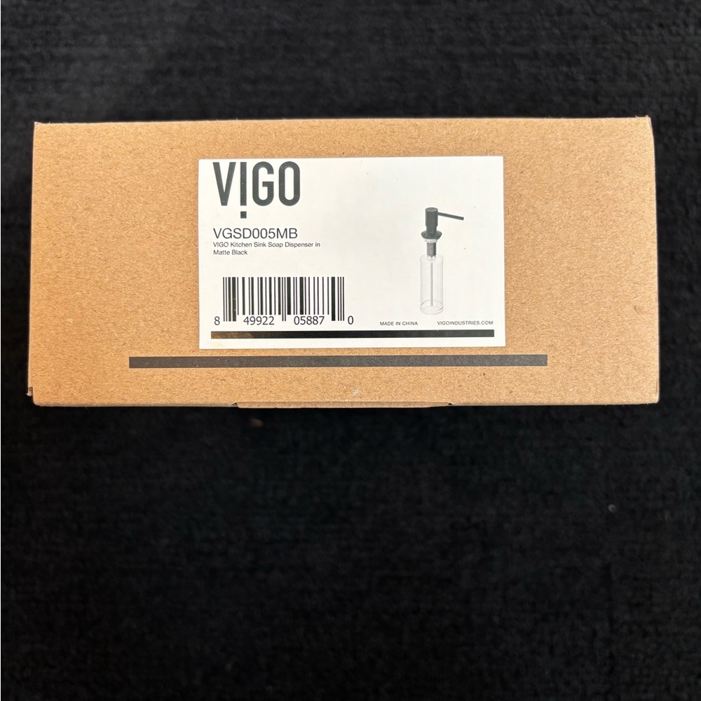 Vigo Bolton Soap Dispenser: Matte Black - VGSD005MB
